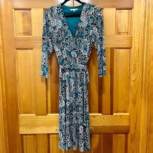 Sandra Darren wrap style midi dress with 3/4 sleeves